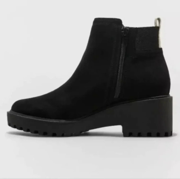 Universal Thread Taci Suede Boots with Memory Foam Insole, Color Black Size 11 - Picture 2 of 16